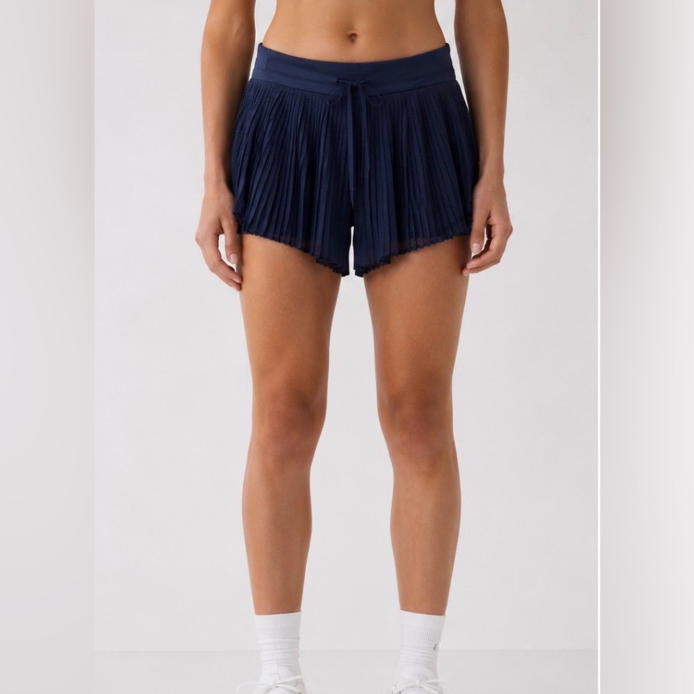 Lululemon Ace Advantage Pleated Tennis Short 2â Navy Blue Size M NWT LW7DTKS